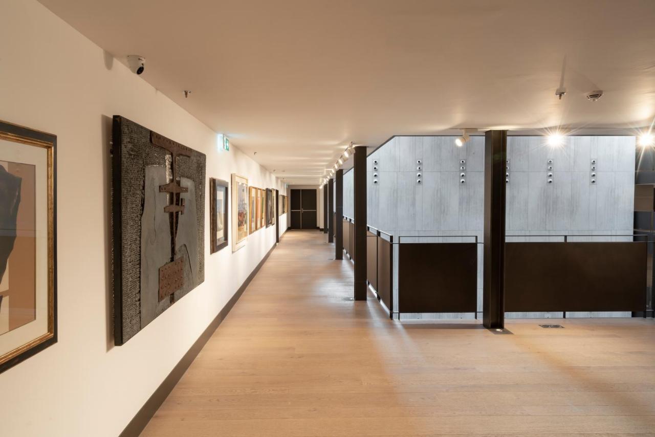 Parador De Turismo De Леон Екстер'єр фото Interior of the museum