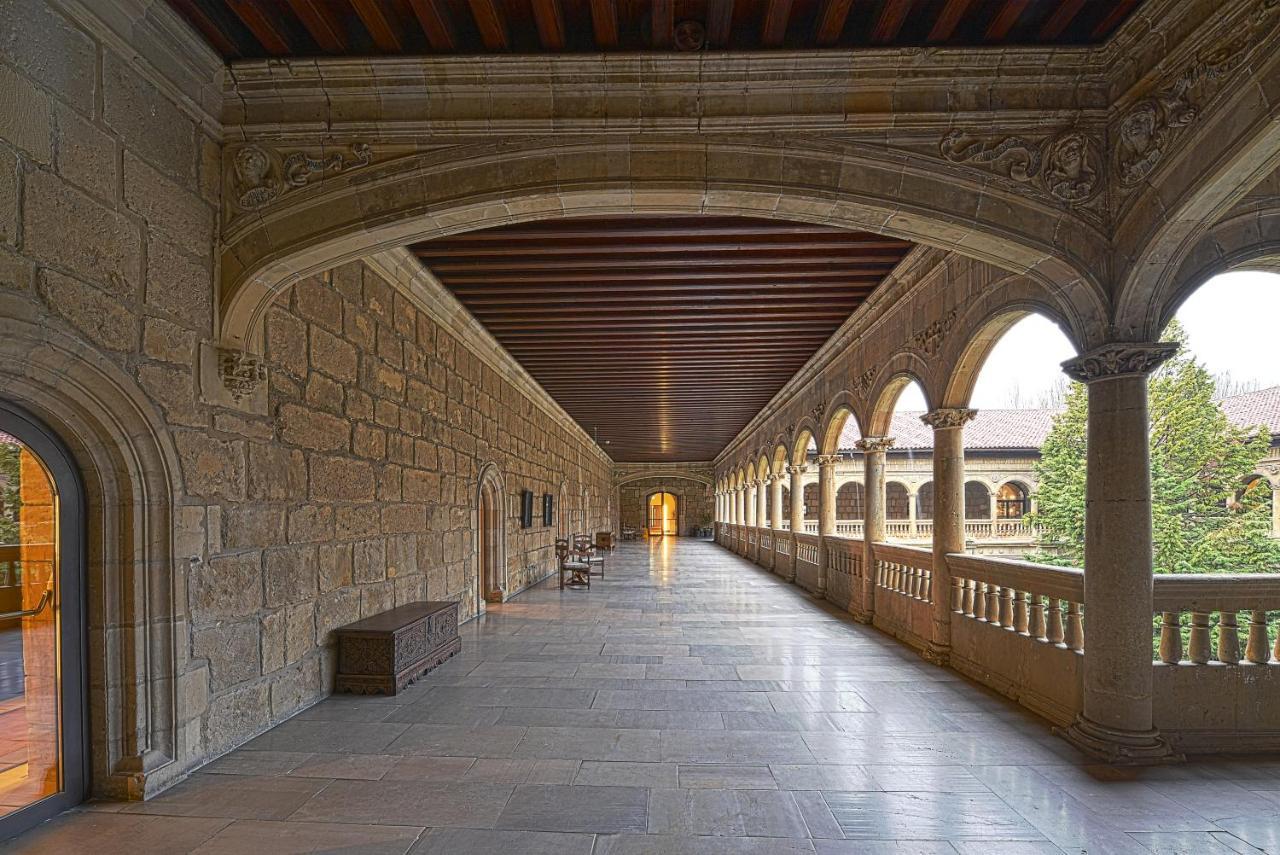 Parador De Turismo De Леон Екстер'єр фото The University of Salamanca