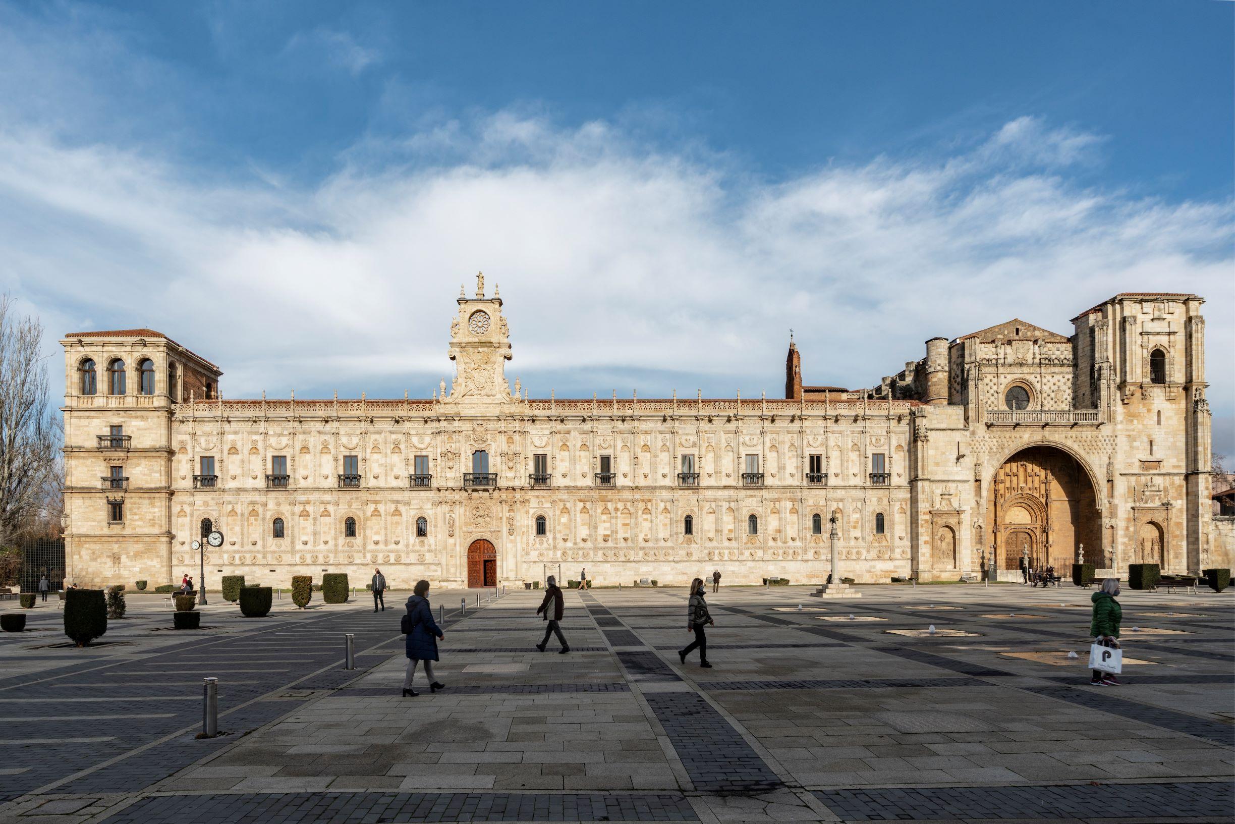 Parador De Turismo De Леон Екстер'єр фото The University of Salamanca